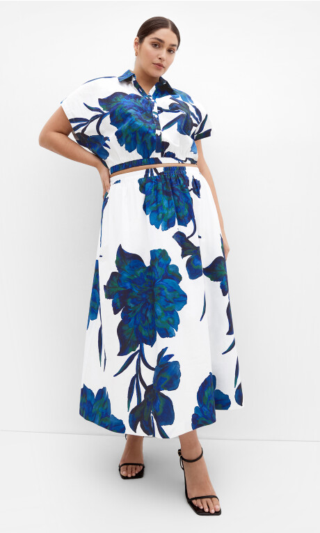 Plus Size Holiday Print Midi Skirt - white