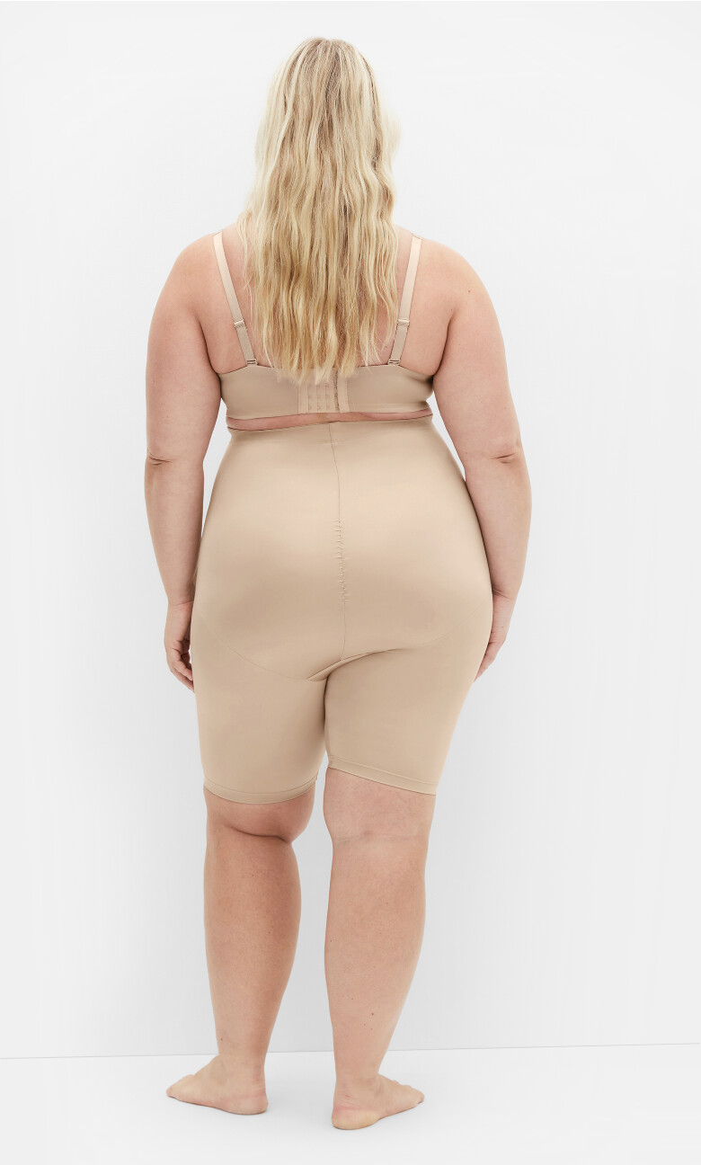 Smooth & Chic Thigh Shaper - latte