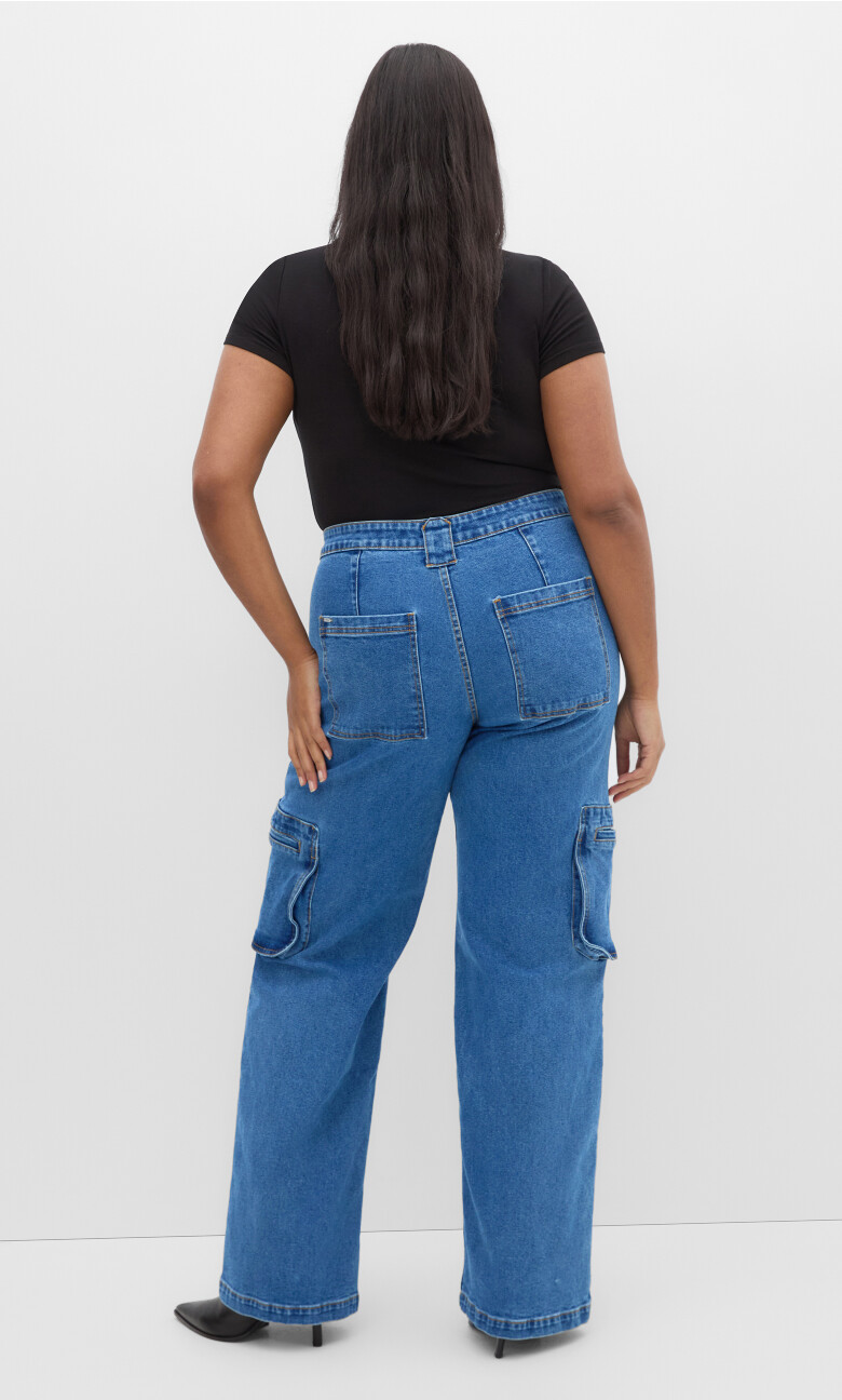 Harley Fit Oaklyn Cargo Wide Leg Jean - mid wash