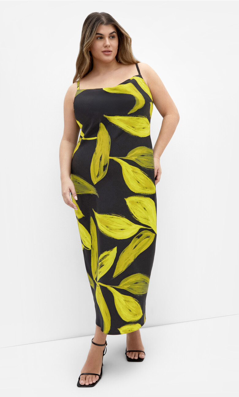 Plus Size Zest Print Dress - black