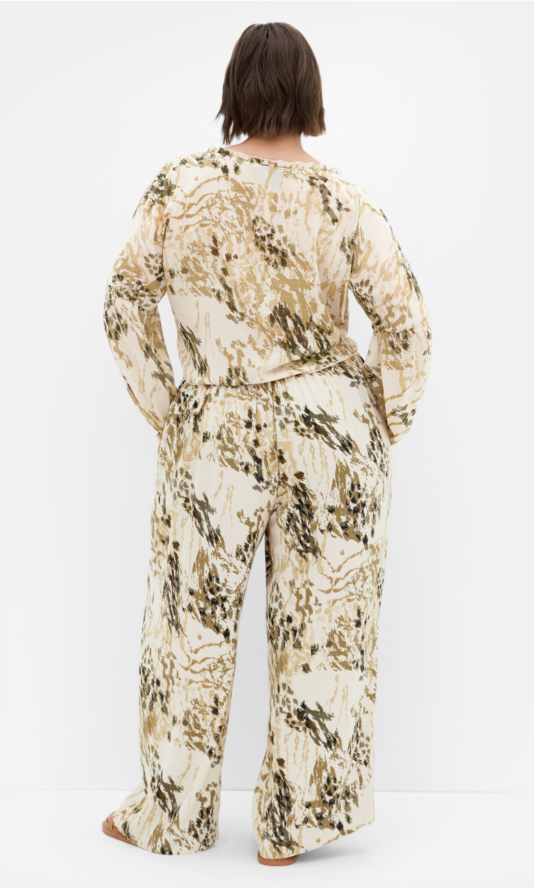 Corina Sleeved Print Top - beige