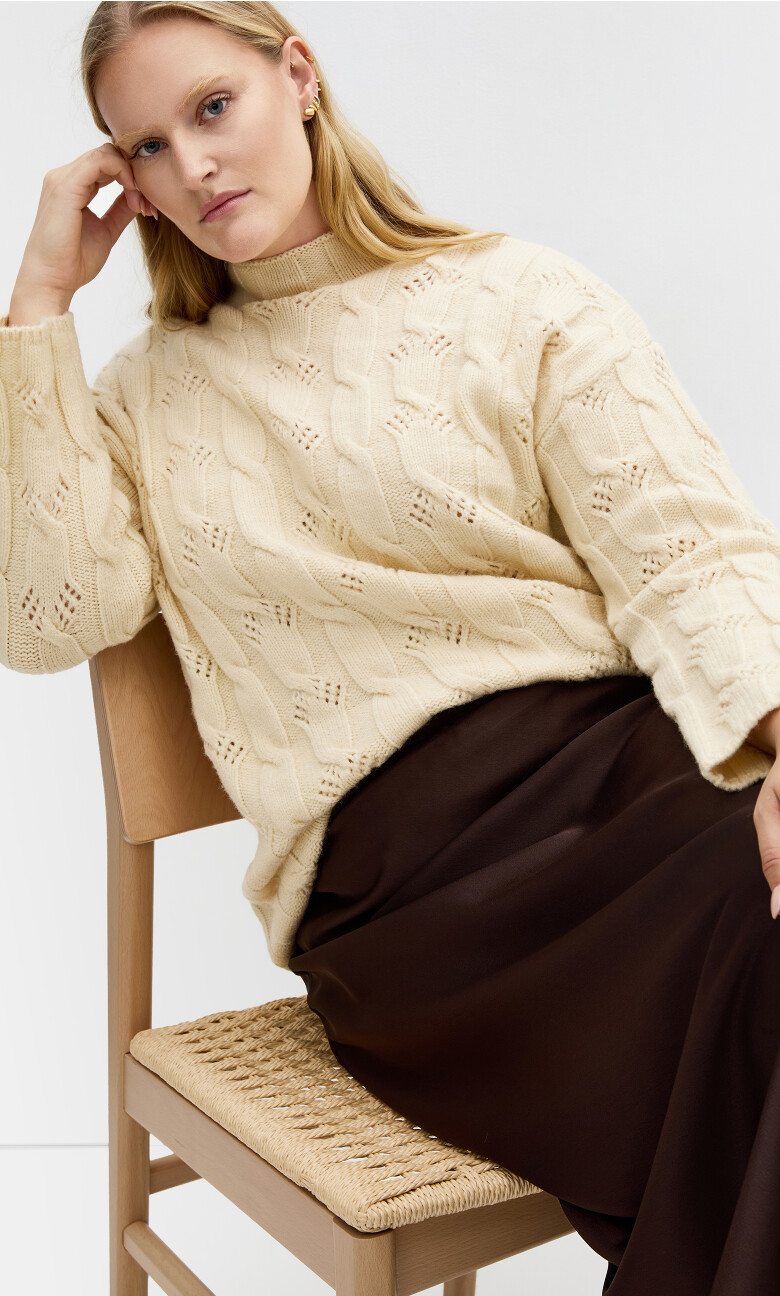 Iris Cable Jumper - cream