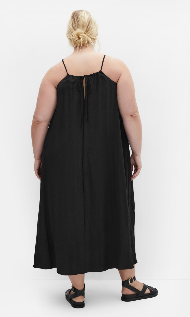 Aiza High Neck Dress - black
