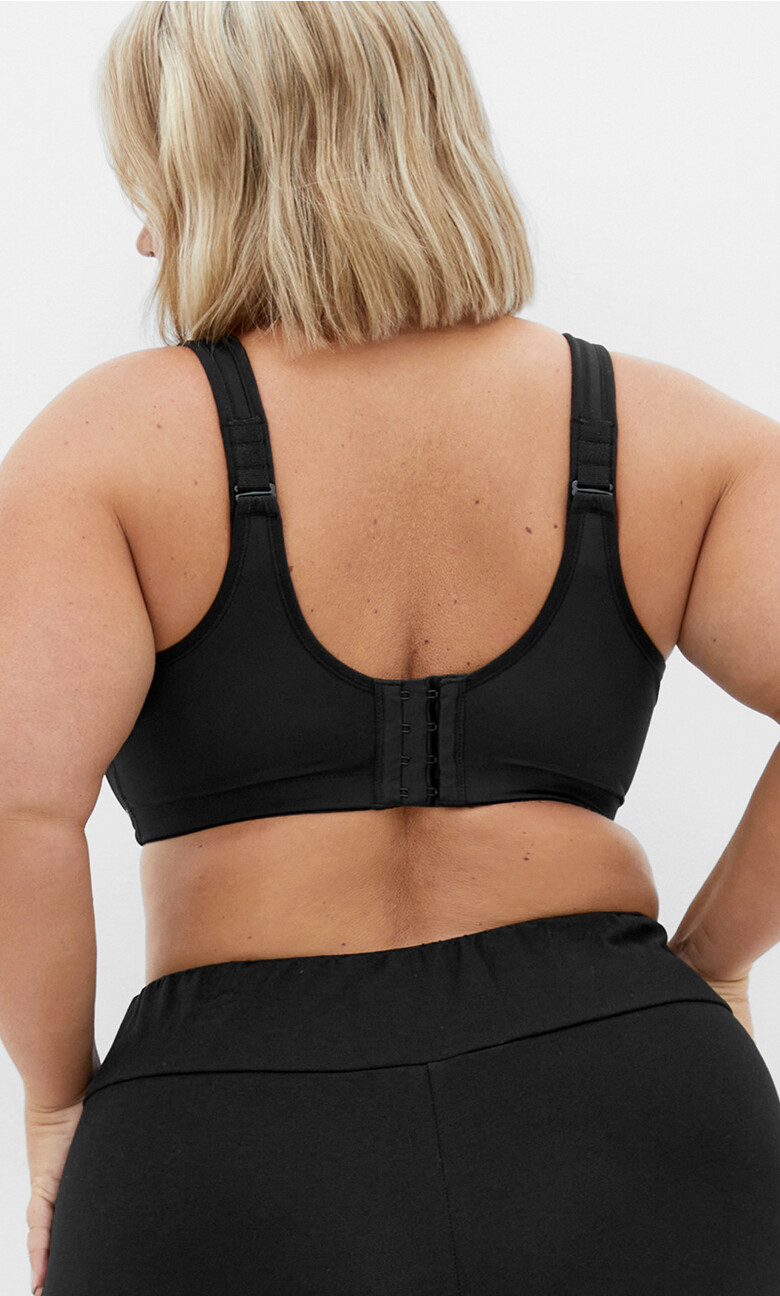 Underwire Sports Bra - black