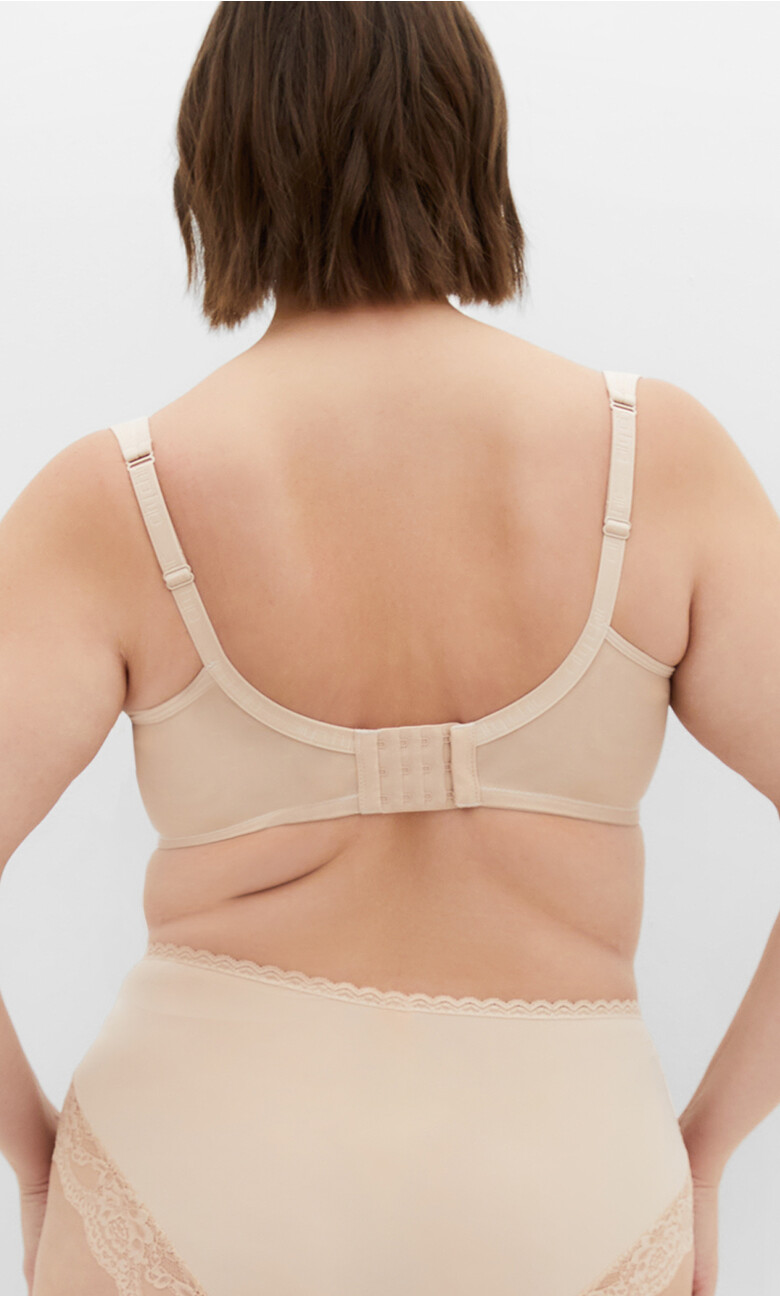 Smooth & Chic Balconette T-Shirt Bra - latte