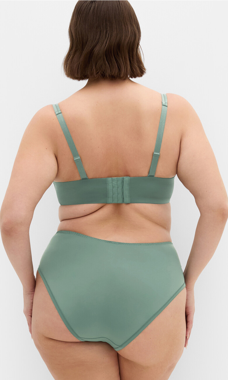 Smooth & Chic Micro Shorty - sage
