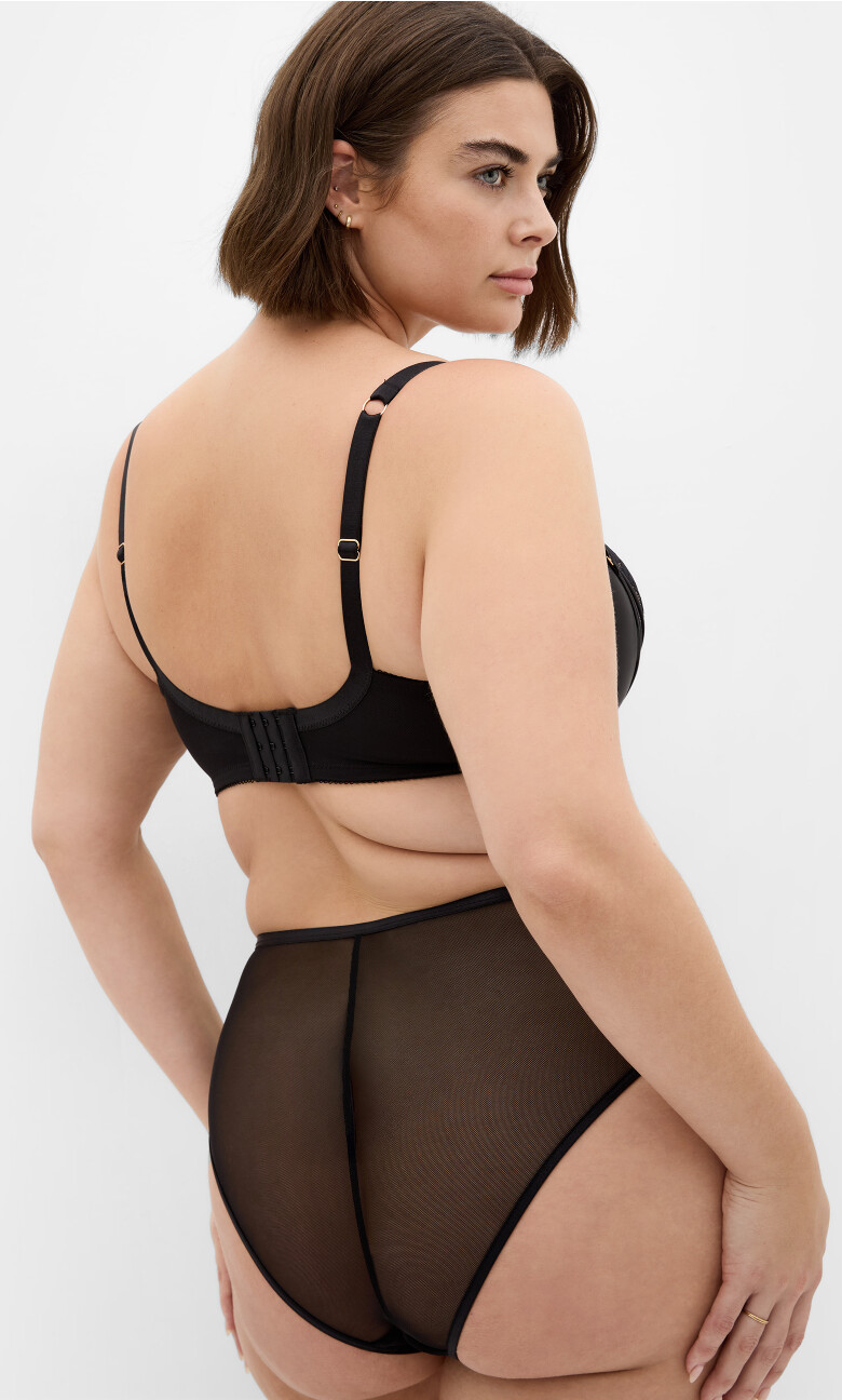 Tabria Shorty - black