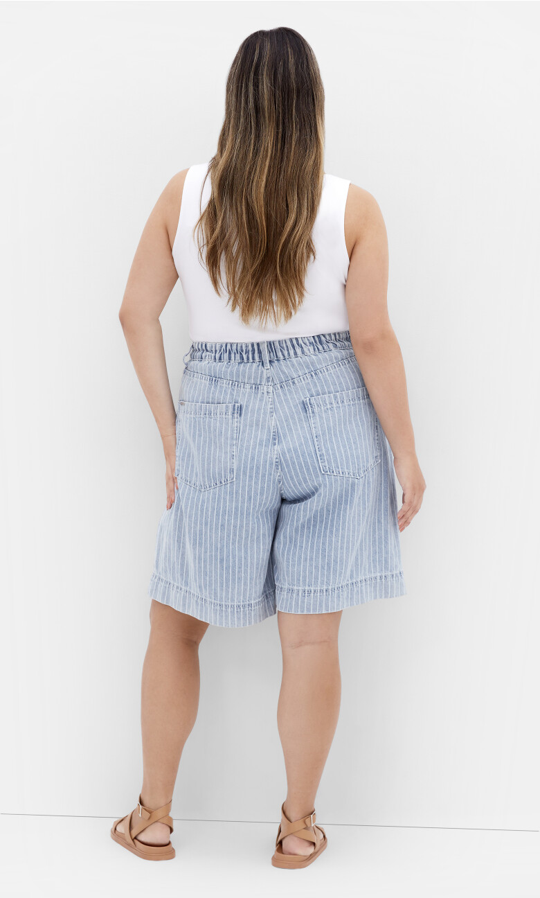 Bermuda Pinstripe Short - sky blue