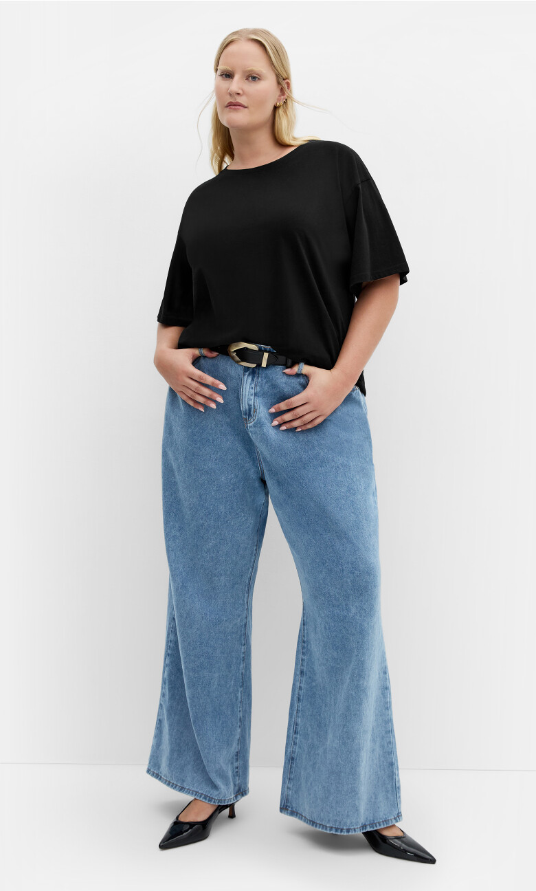 Plus Size Tee Oversized Split - Black