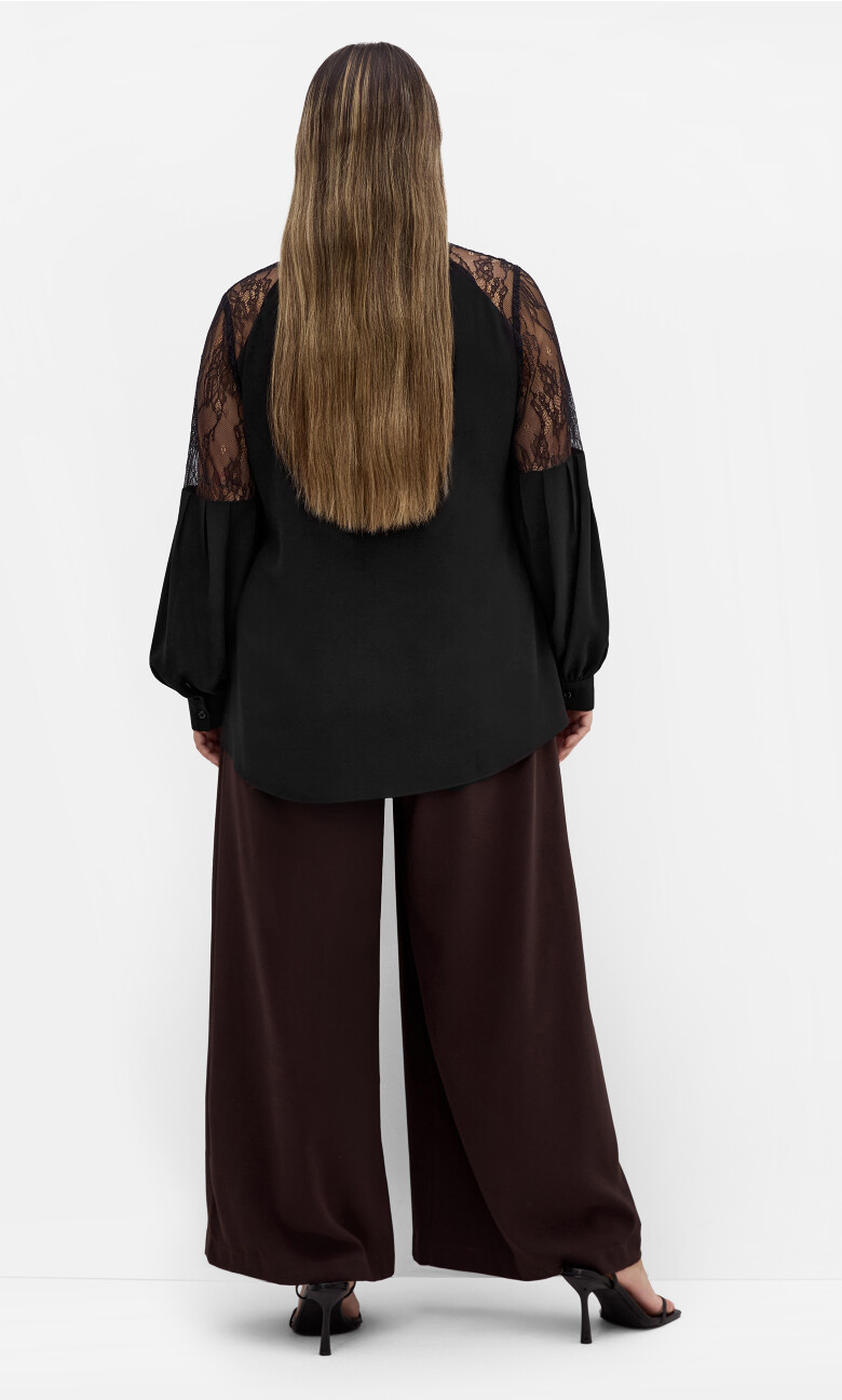 Lacey Shoulder Top - black