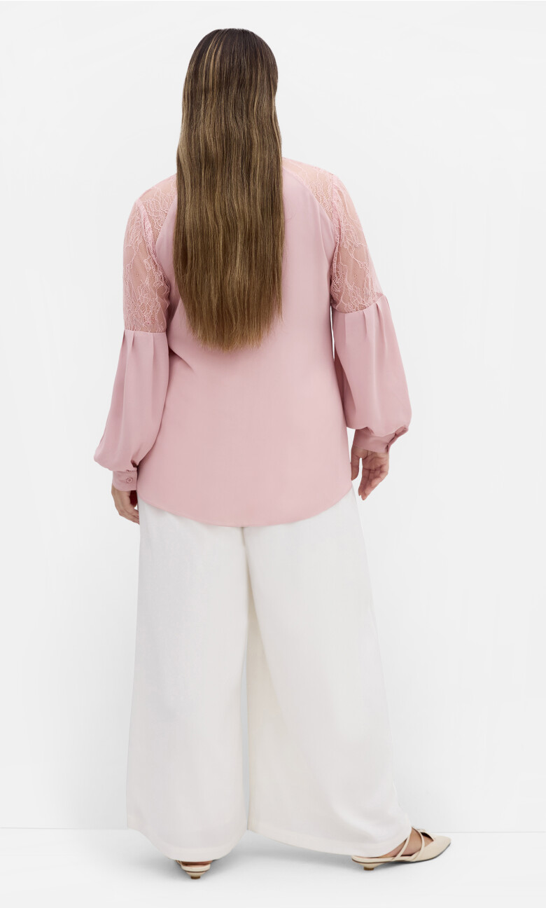 Lacey Shoulder Top - soft pink