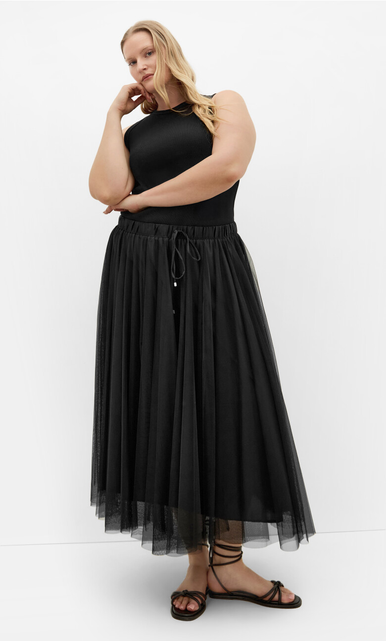 Plus Size Cecelia Tulle Midi Skirt - black