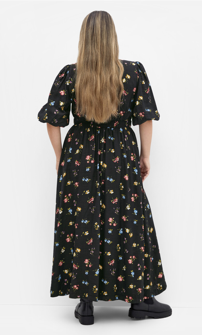 Jolene Floral Print Maxi Dress - black