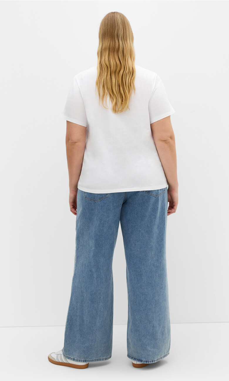 Bianca Cherry Cotton Tee - white