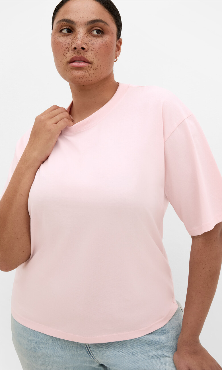 Relaxed Crew Neck Tee - heavenly pink