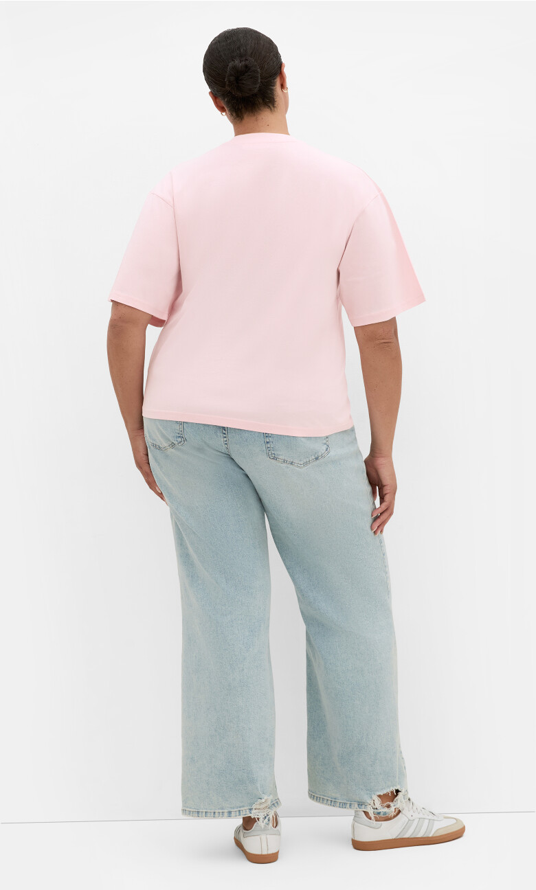 Relaxed Crew Neck Tee - heavenly pink