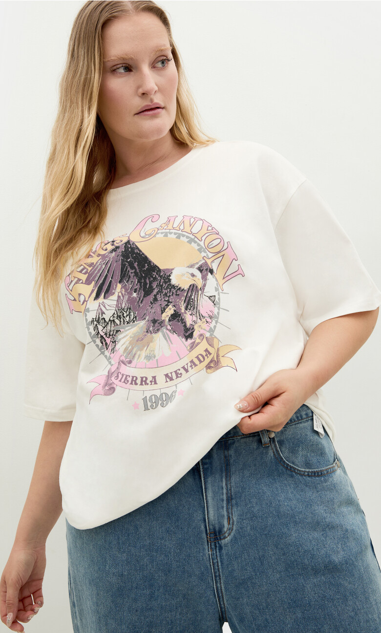 Oversized Eagle Tee - white