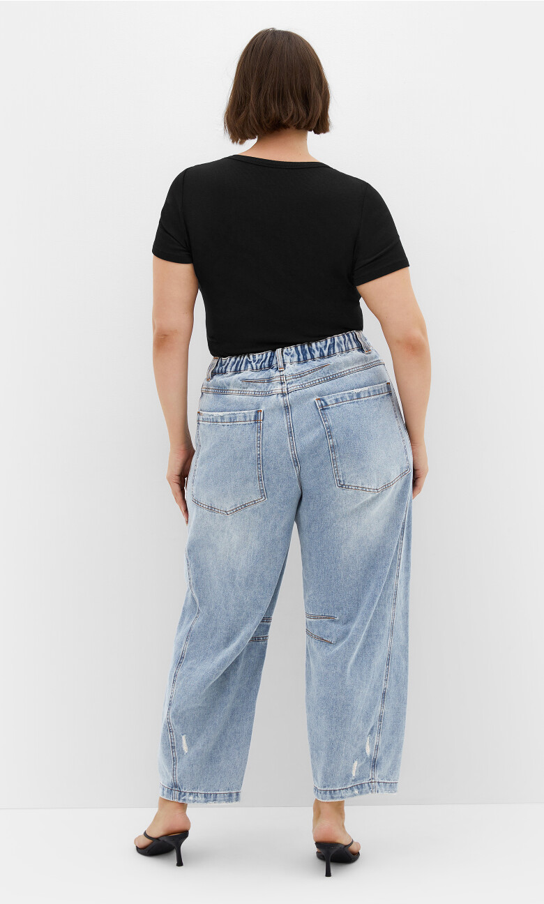Harley Fit Bea Barrel Jean - dirty wash