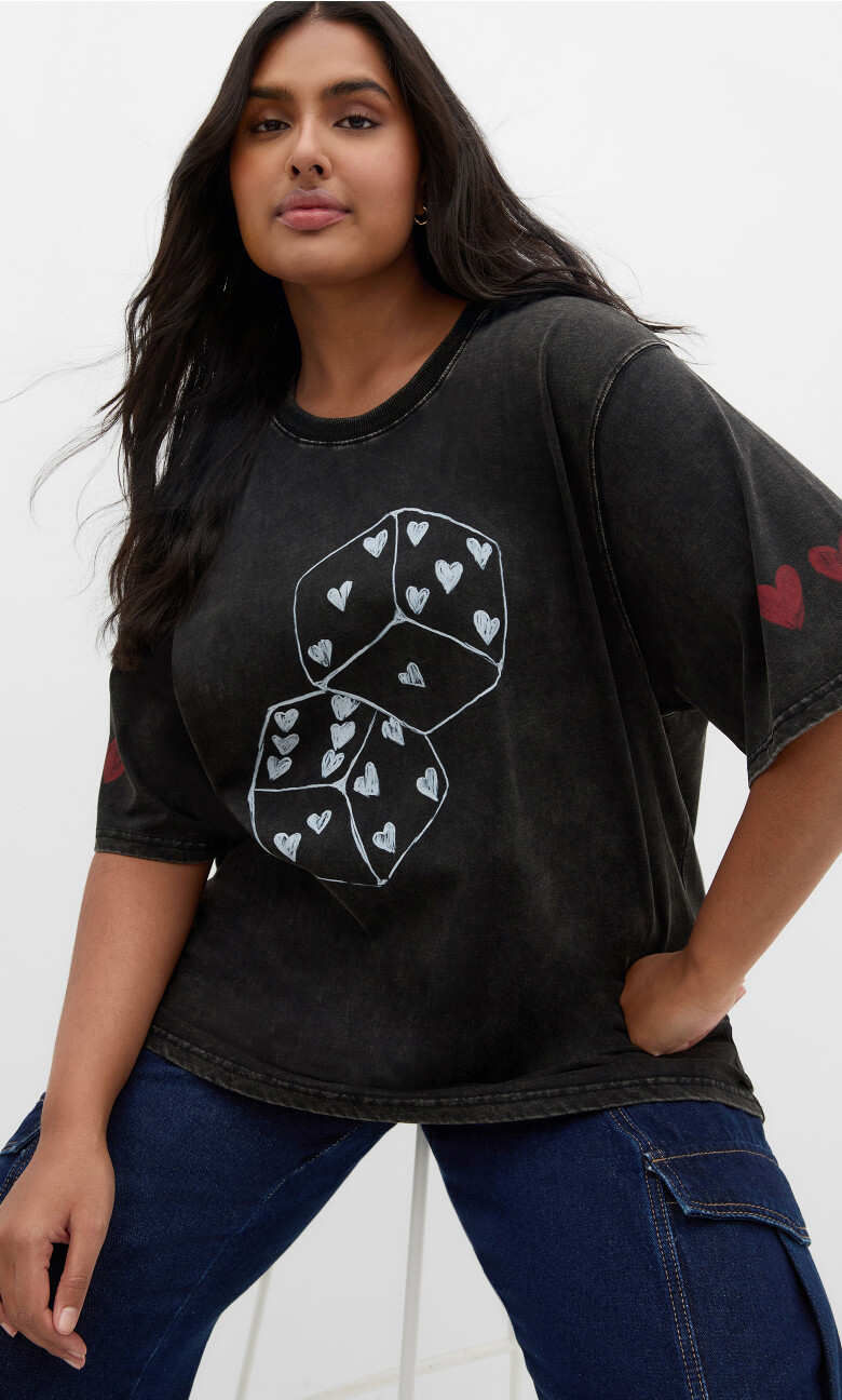 Plus Size Heart Dice Oversized Tee - acid wash