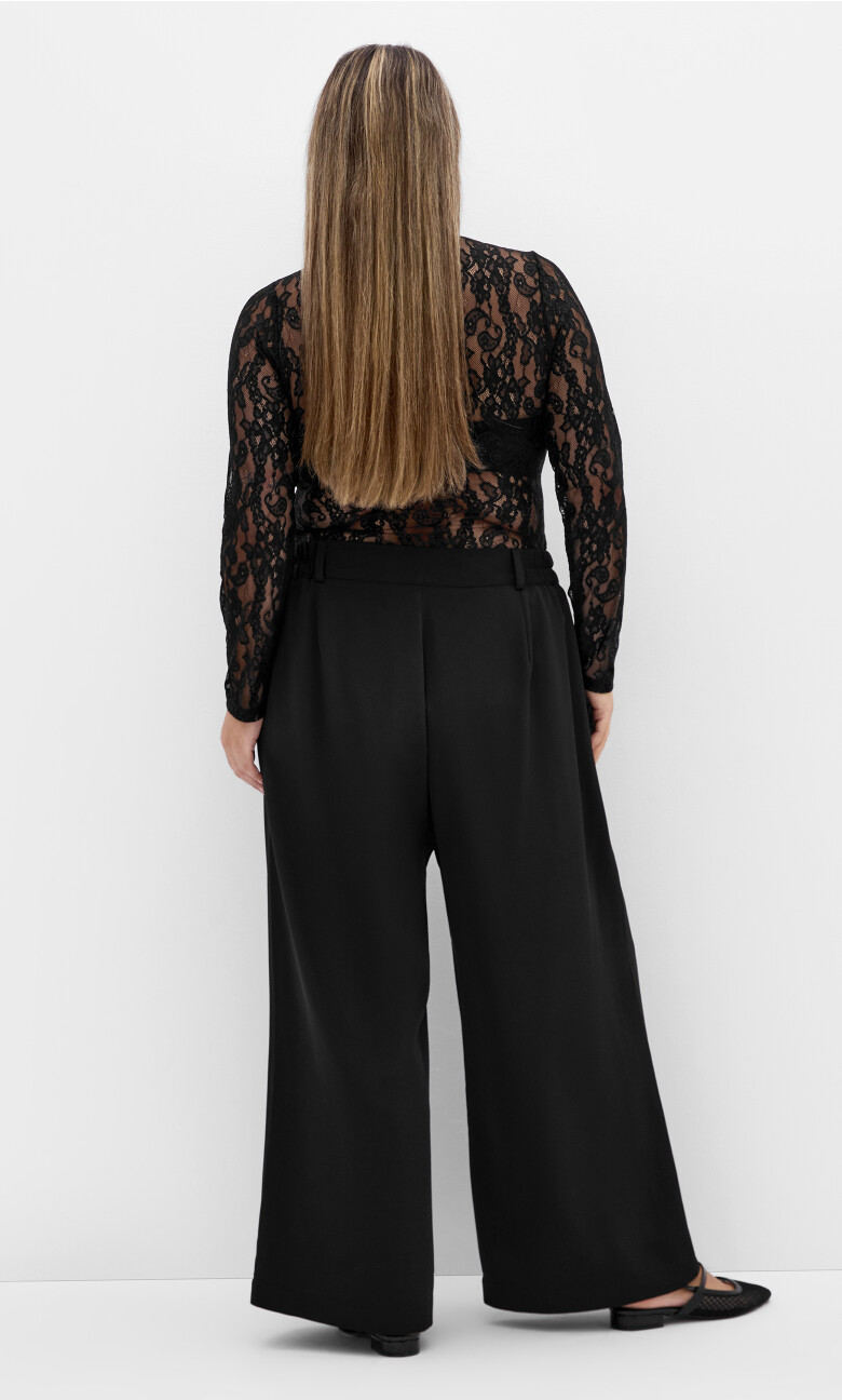 Jordan Wide Leg Petite Pant - black
